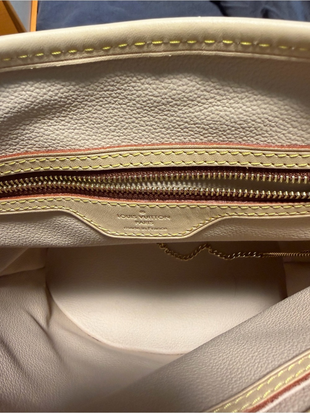 Louis Vuitton Monogram Petit Bucket Bag with Tan Leather Trim - Vintage - Picture 9 of 12